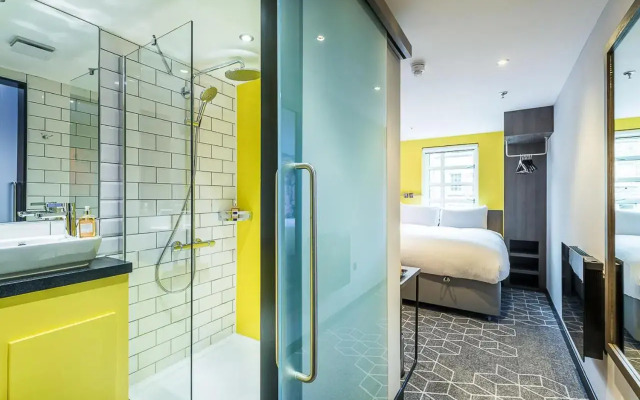 KM Hotel