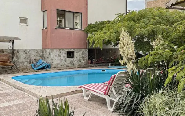 Kot Hotel