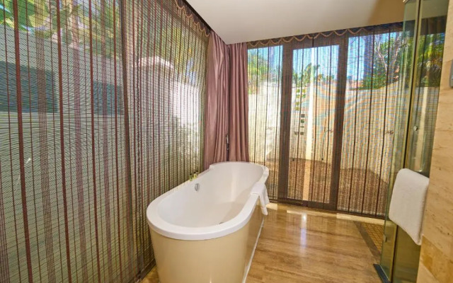 Grand Metropark Villa Resort Sanya Yalong Bay