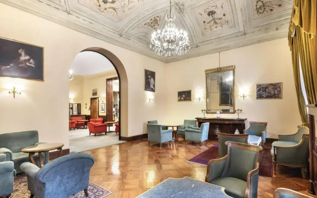 Hotel Palace