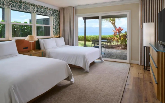 Royal Lahaina Resort & Bungalows