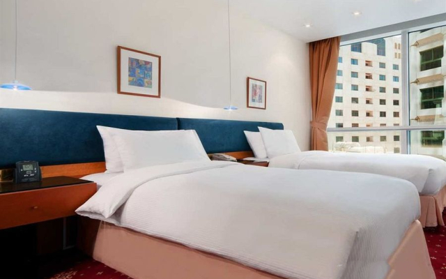 Hilton Baynunah hotel