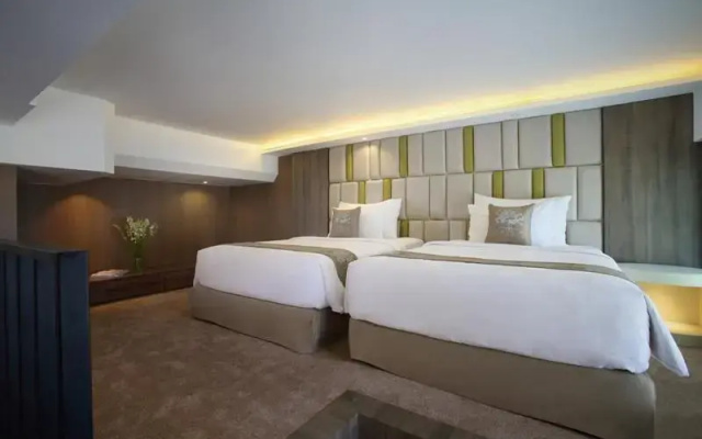 The Crystal Luxury Bay Resort Nusa Dua