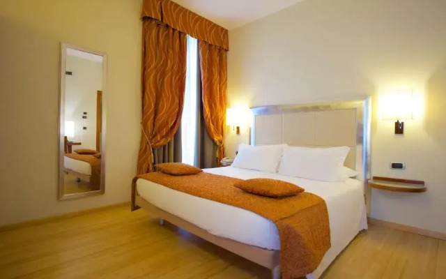 Best Western Crystal Palace Hotel