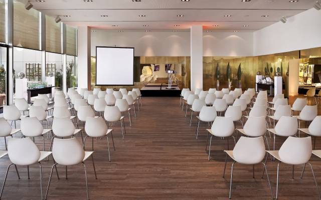 The Level At Melia Barcelona Sky