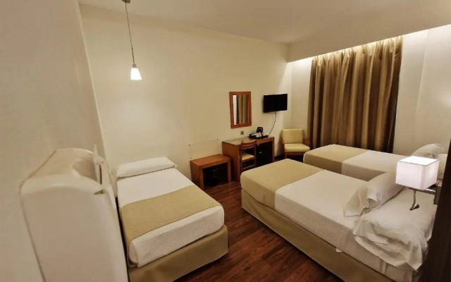 Hotel de Francia y París