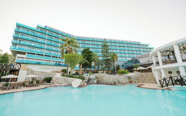 Calypso Beach Hotel