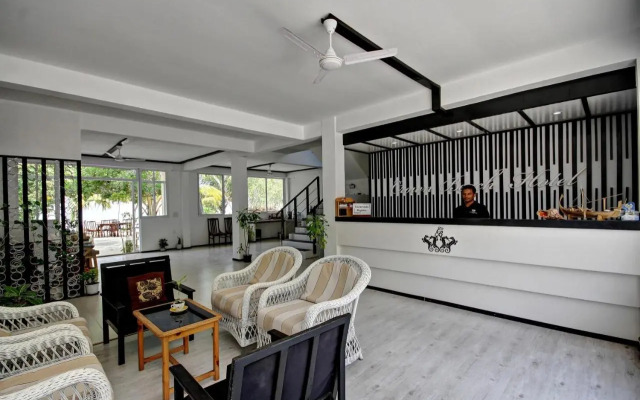 Crown Beach Villas Hotel