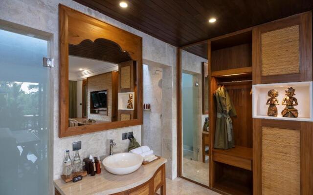 Adiwana Unagi Suites Hotel