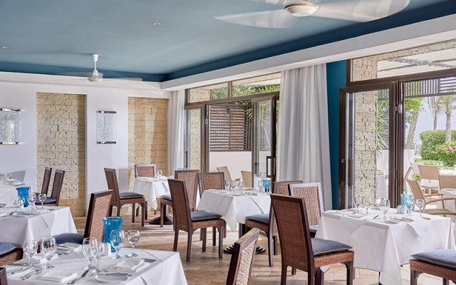 JAZ Elite Crystal, Almaza Bay