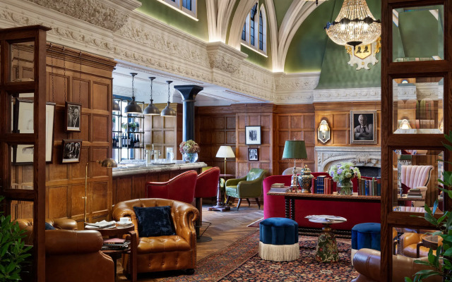 The Randolph Hotel, by Graduate Hotels