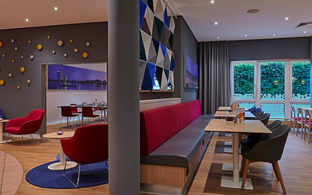 Holiday Inn Express Köln-Troisdorf, an IHG Hotel