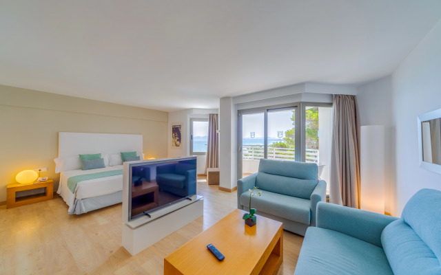 Playa Esperanza Resort