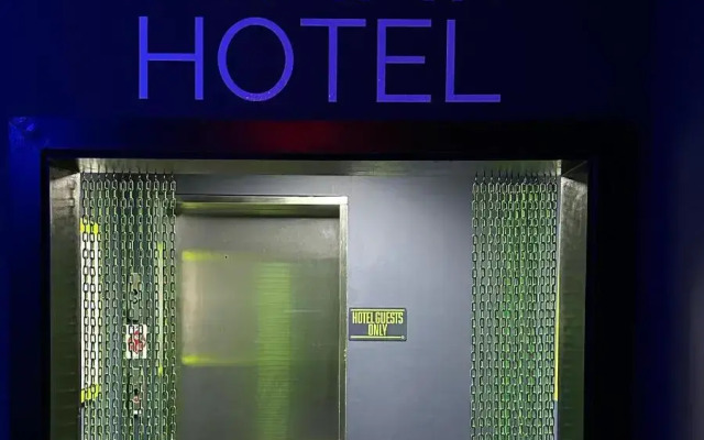 Mari Jean Hotel