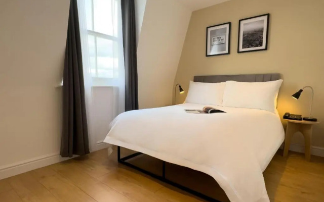 Berjaya Eden Park London Hotel