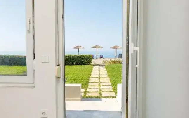 Kostakis Beach Apartments