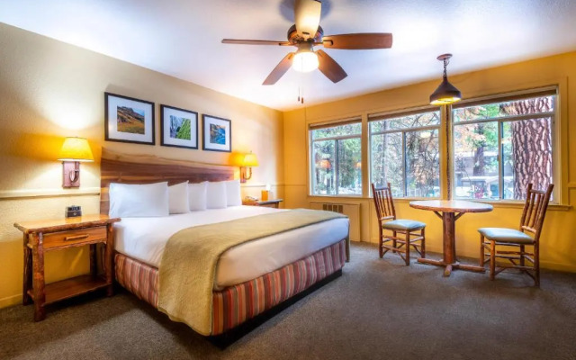 Yosemite Valley Lodge Hotel