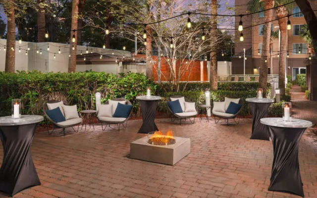 Courtyard by Marriott Orlando Downtown