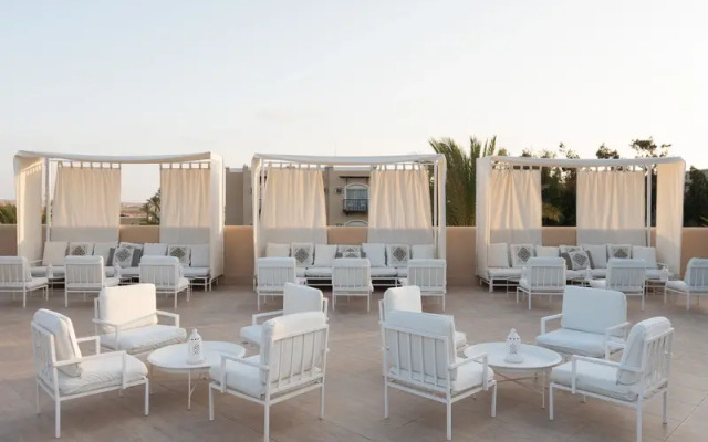 JAZ Neo Almazino Hotel, Almaza Bay