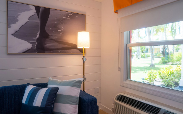 Sunshine Suites Resort