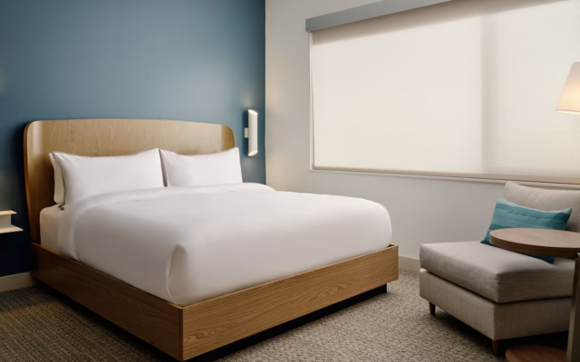 Element Pooler Savannah Airport