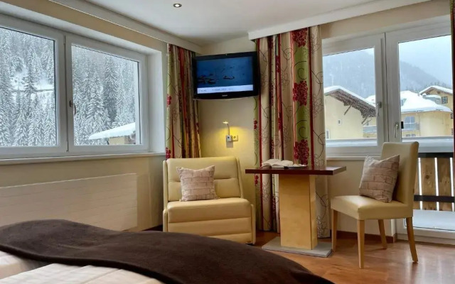 Hotel Garni Patteriol