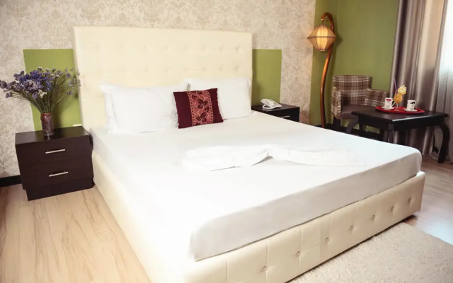 Eagle Hotel
