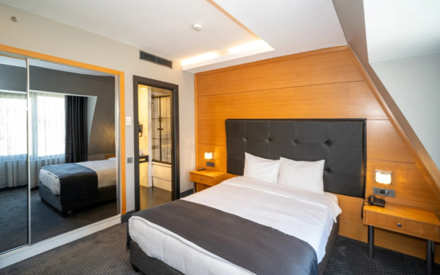 Grand S Hotel
