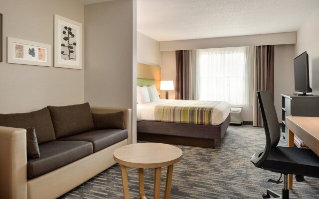 Country Inn & Suites by Radisson, Pella, IA