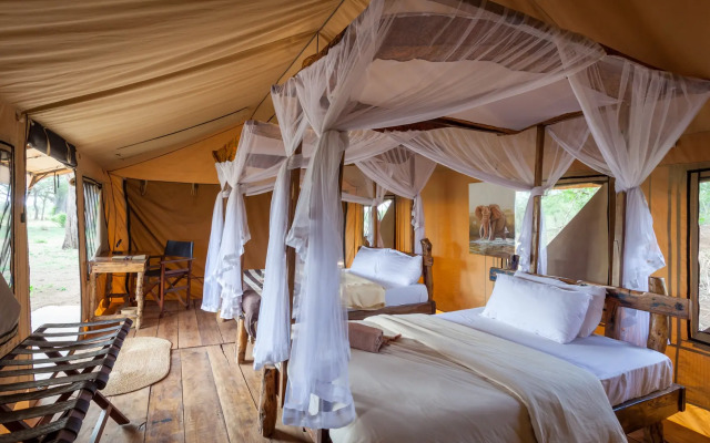 Baobab Tented Camp