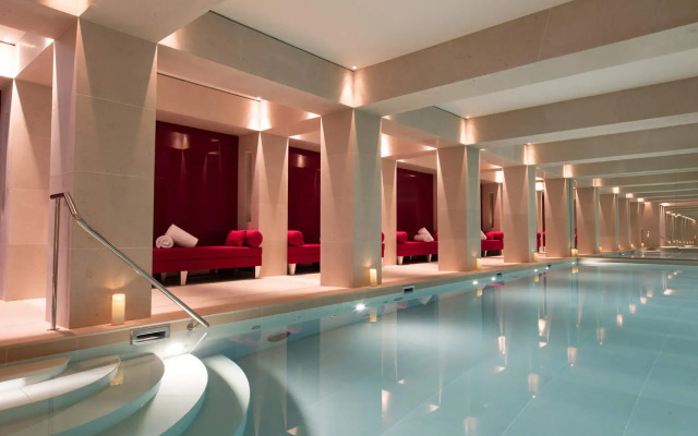 La Reserve Paris Hotel and Spa