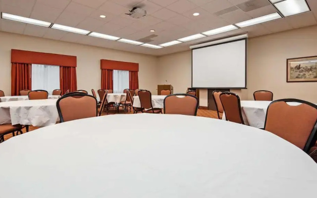 Days Inn by Wyndham Coffeyville