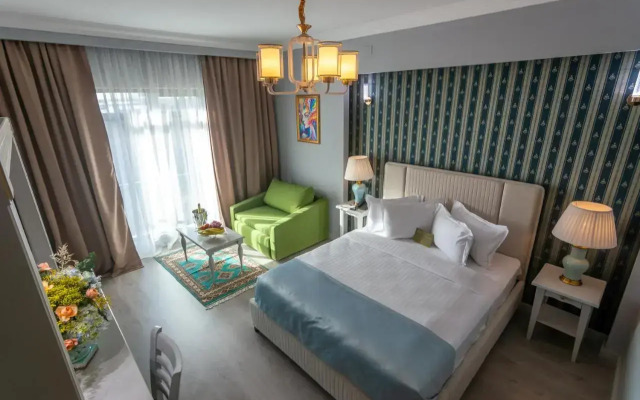 Phoenicia Express Hotel
