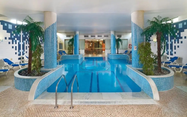 Oceanus Aparthotel