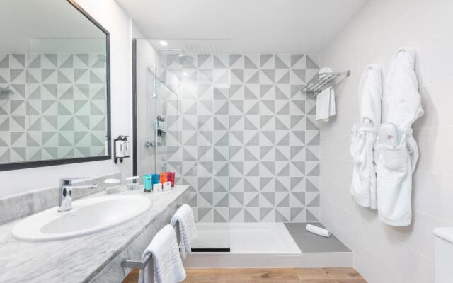 Отель LIVVO Fataga