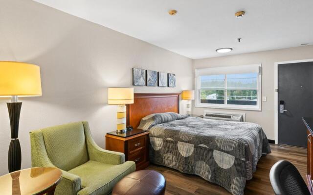 Basecamp Puyallup a Travelodge by Wyndham