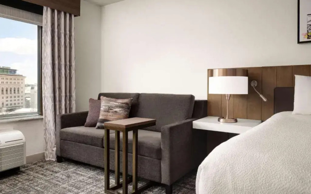 Hilton Garden Inn Detroit Downtown
