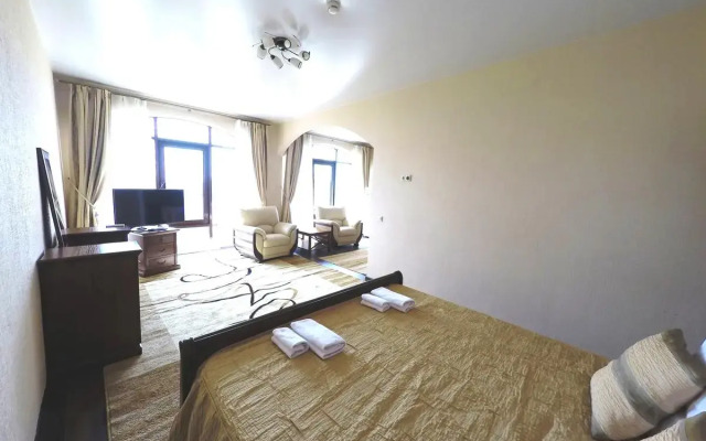 Doma Moskvyi V Suhume Hotel