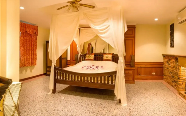 Tolmaj Family Apartment