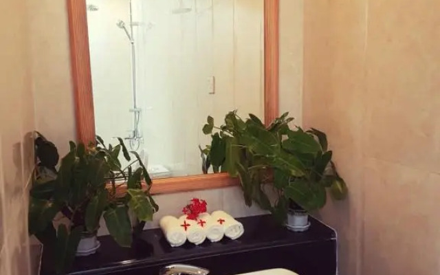 Thoddoo Beach Holiday Inn