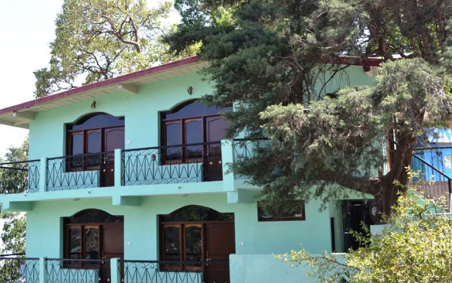 OYO 12691 Hotel Green Leaf
