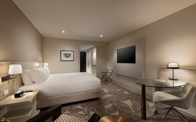 Hilton Darwin