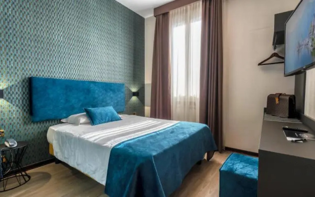 Astor Hotel