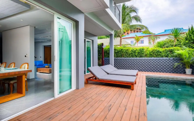 Karon Beach Pool Villa