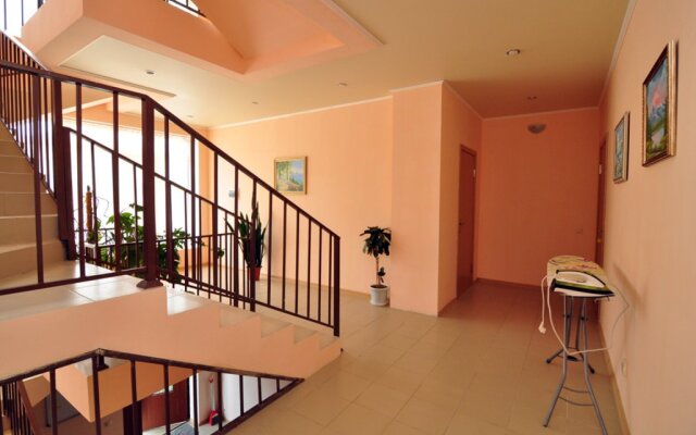 Besedka U Morya Guest House