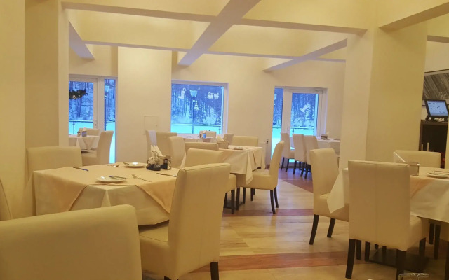 Hotel Aquaris Crivaia