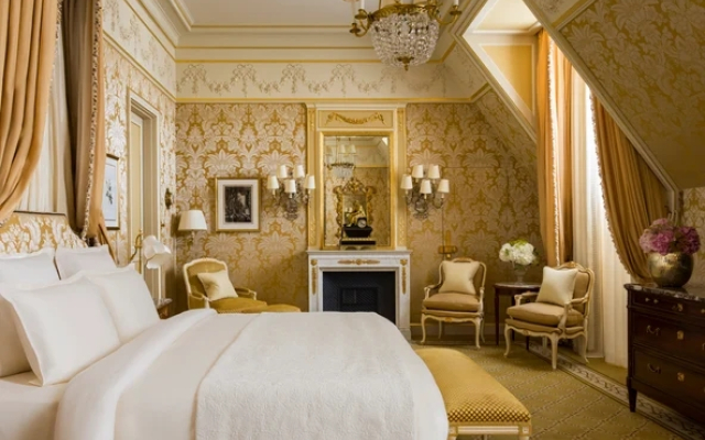 Отель Ritz Paris