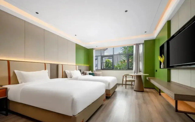 Shihang Hotel (Xinzheng International Airport)