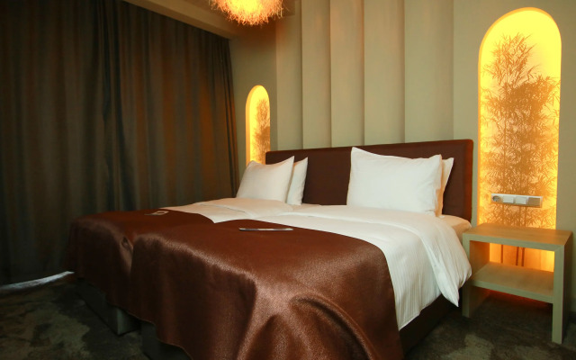 Snowdora Hotel