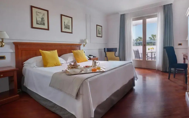 Savoy Hotel & Spa